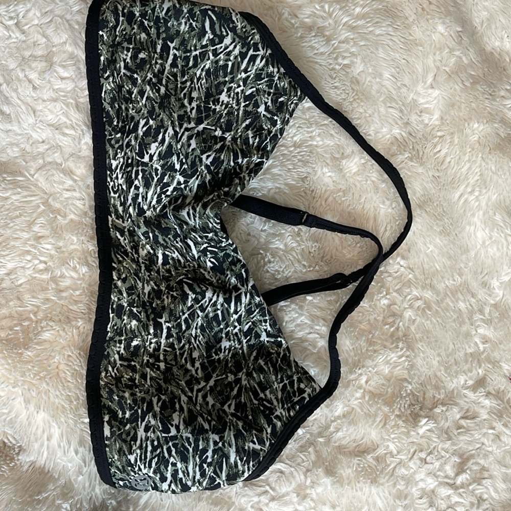 Strappy Lululemon sports bra